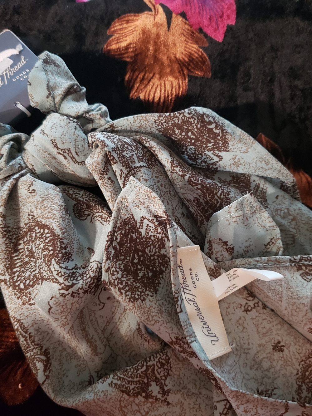 Universal Thread Paisley Print Scarf in Sage and Brown